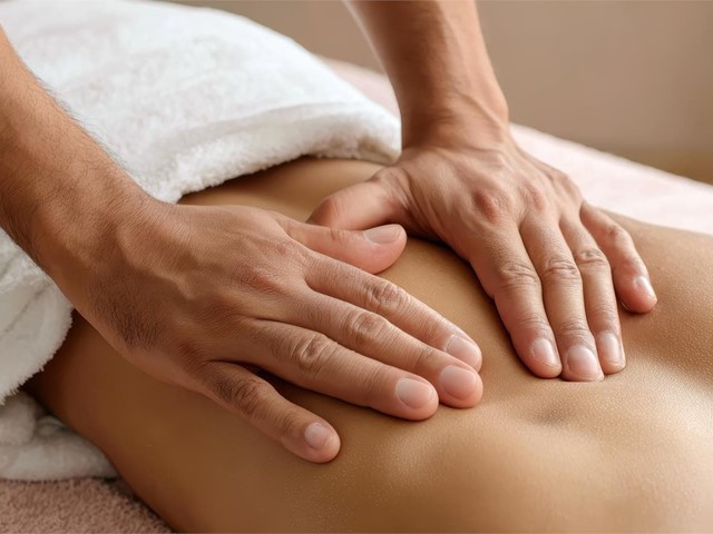 ¿Cómo el masaje terapéutico puede aliviar tus dolores crónicos?